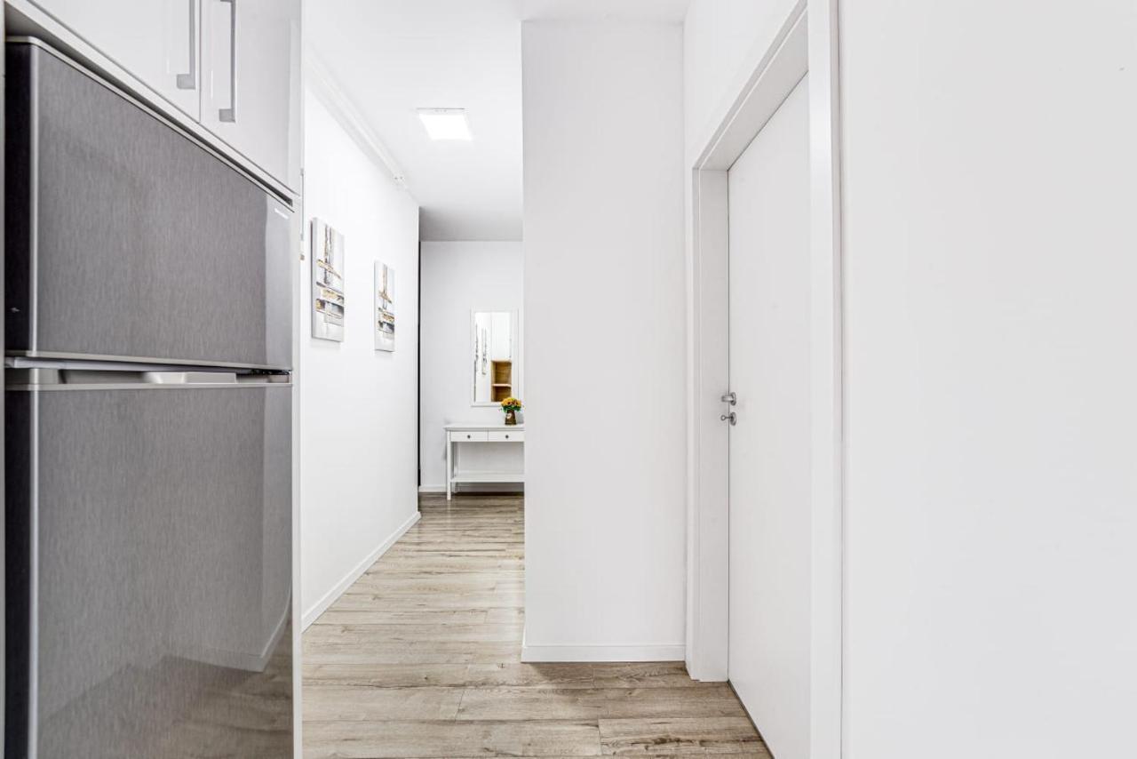 Ari Green Apartment Near Atrium Mall Arad Exterior photo
